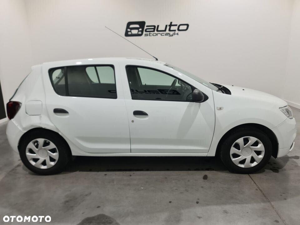 Dacia Sandero - 6