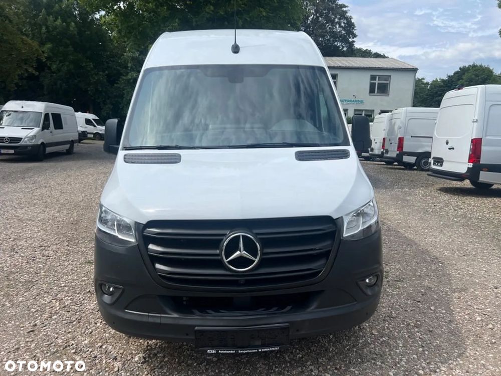 Mercedes-Benz Sprinter - 3
