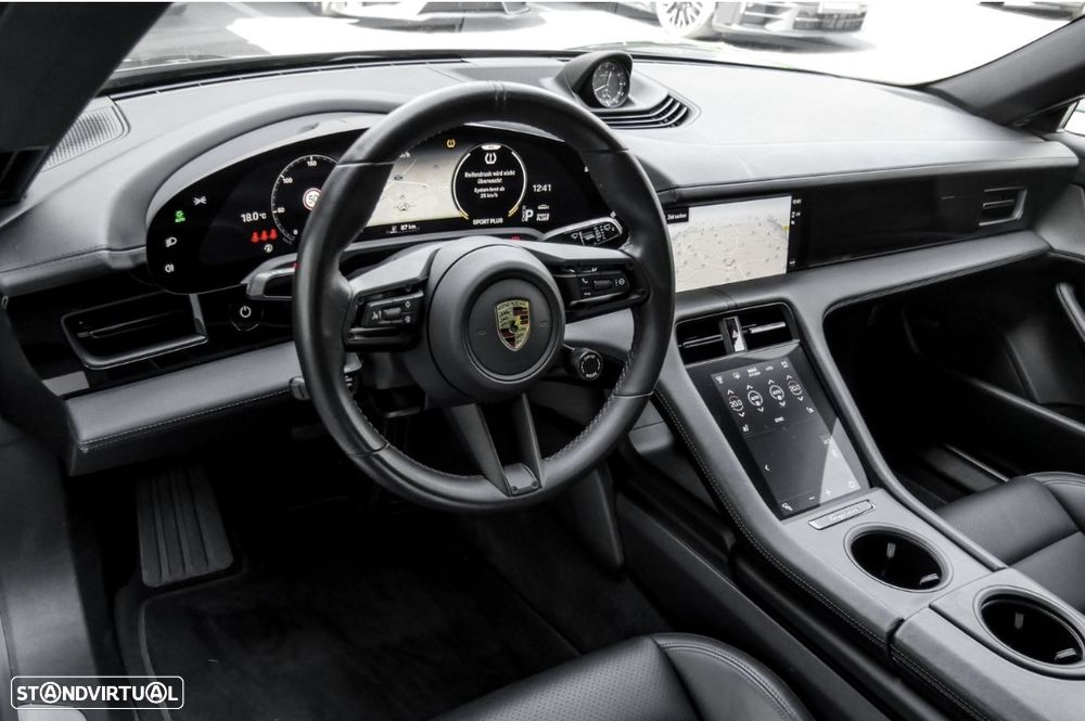 Porsche Taycan Sport Turismo 4S - 7
