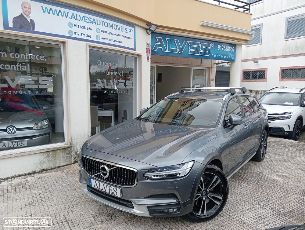 Volvo V90 D5 AWD Geartronic Momentum Pro - 11