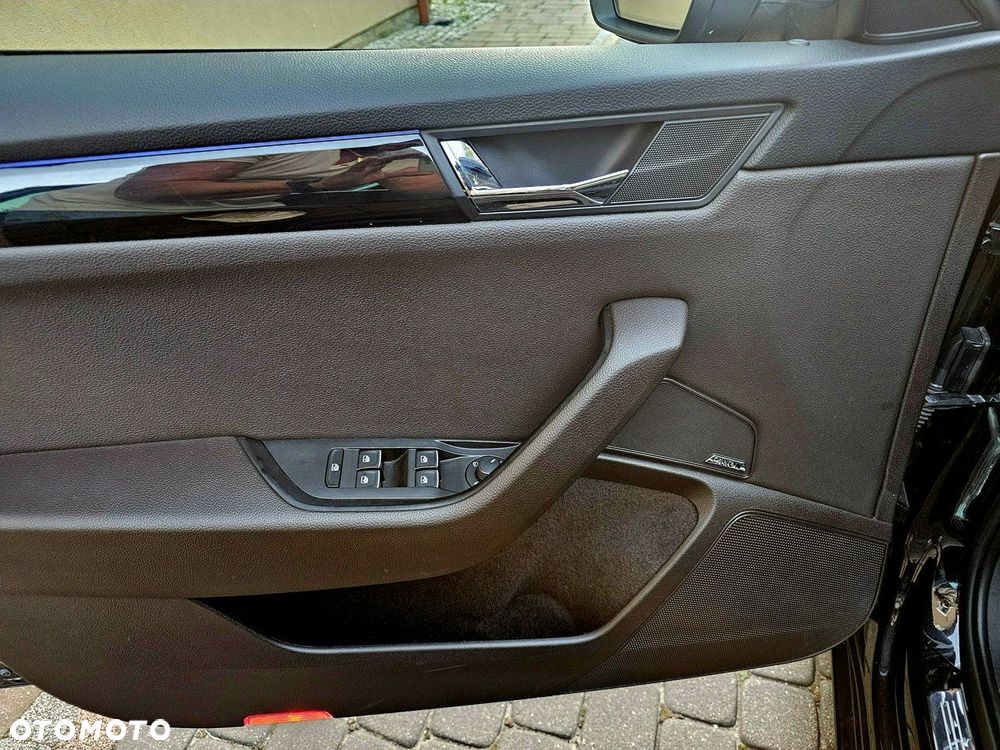 Skoda Superb 2.0 TDI SCR L&K DSG - 12