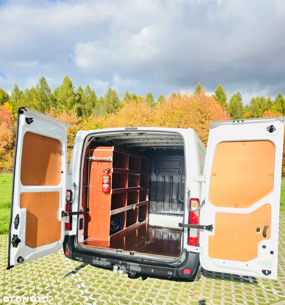 Nissan NV400 - 5