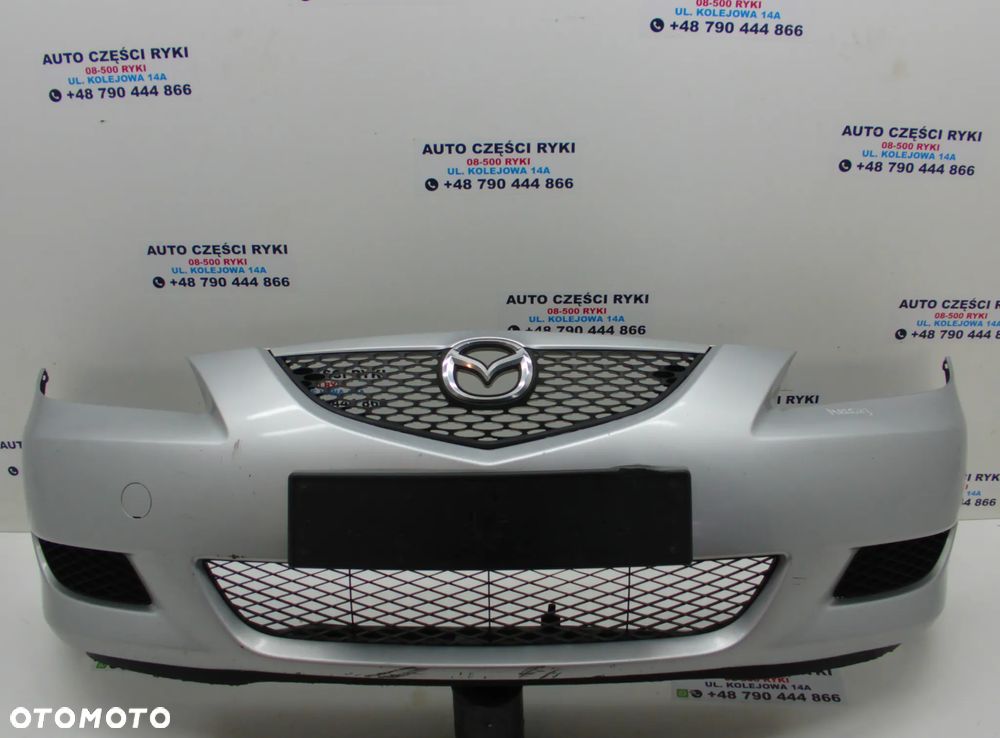 Mazda 3 Zderzak przód srebrny