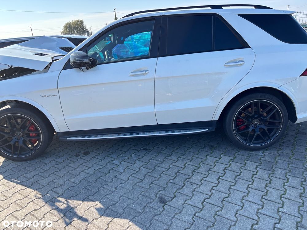 Mercedes-Benz GLE - 9