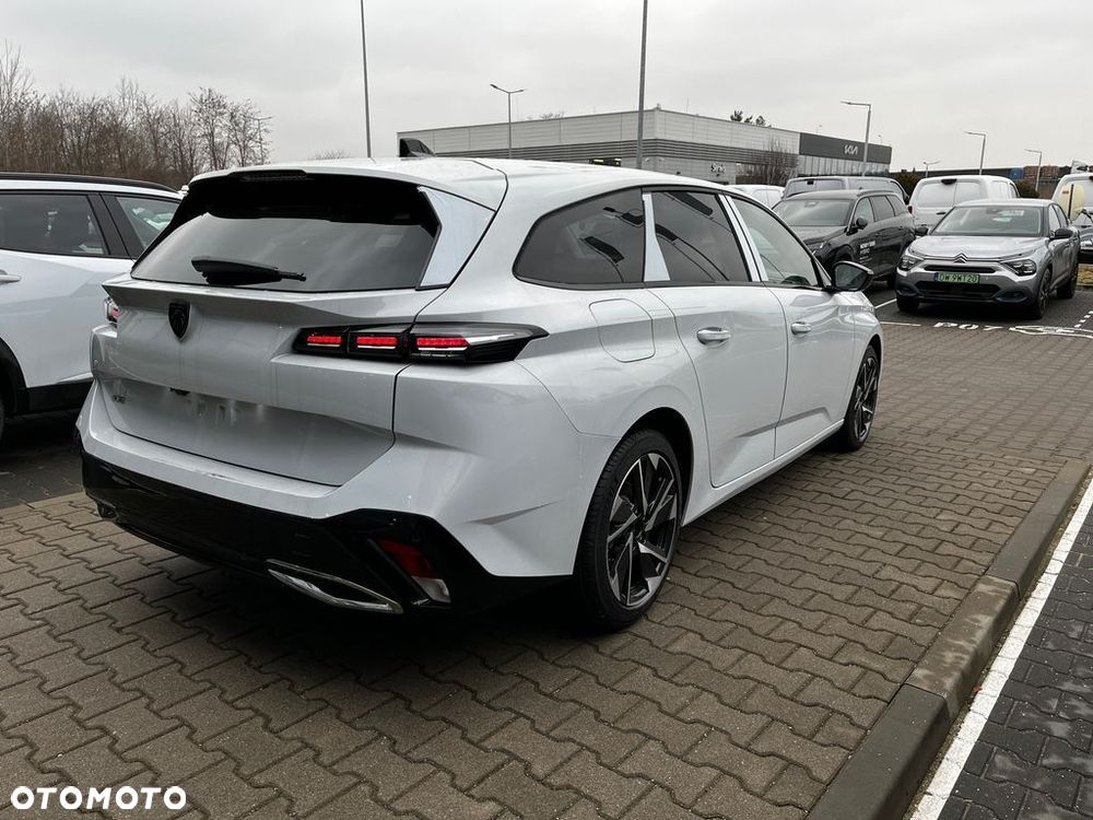 Peugeot 308 1.5 BlueHDi Allure S EAT8 - 5
