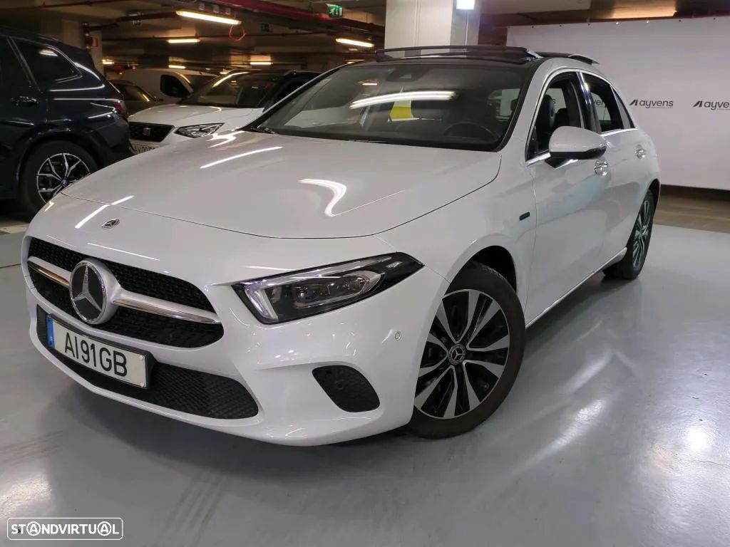 Mercedes-Benz A 250 e Style Plus - 1
