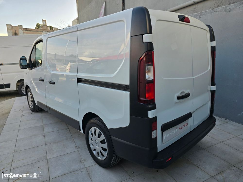 Renault Trafic 1.6 dCi L2H1 1.2T - 7