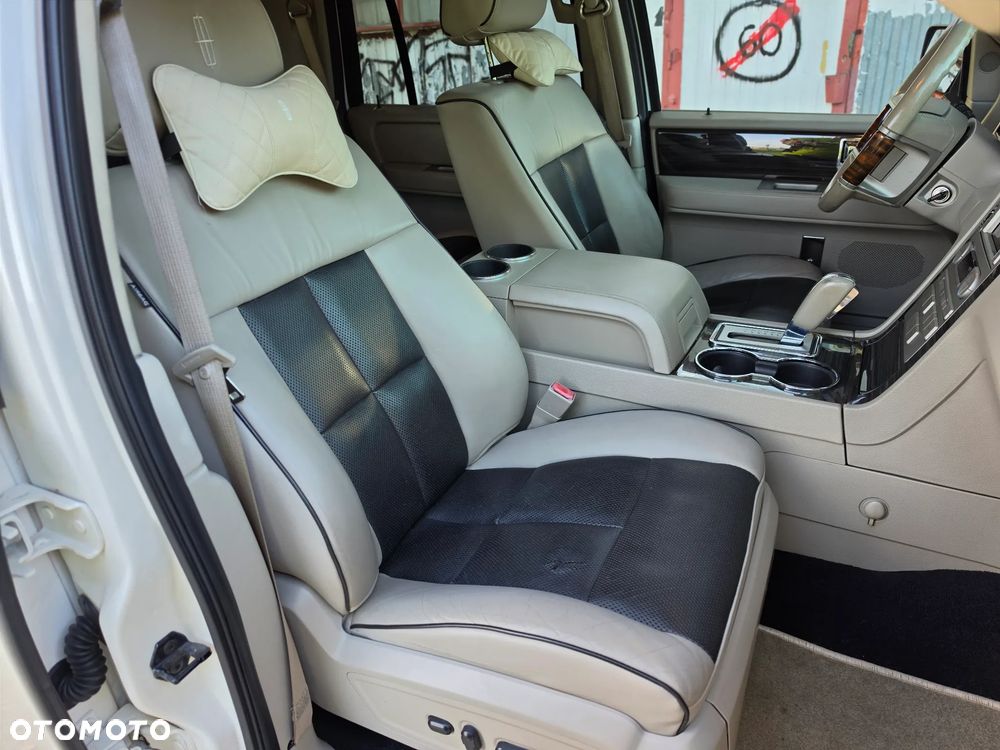 Lincoln Navigator 5.4 4WD Luxury - 11