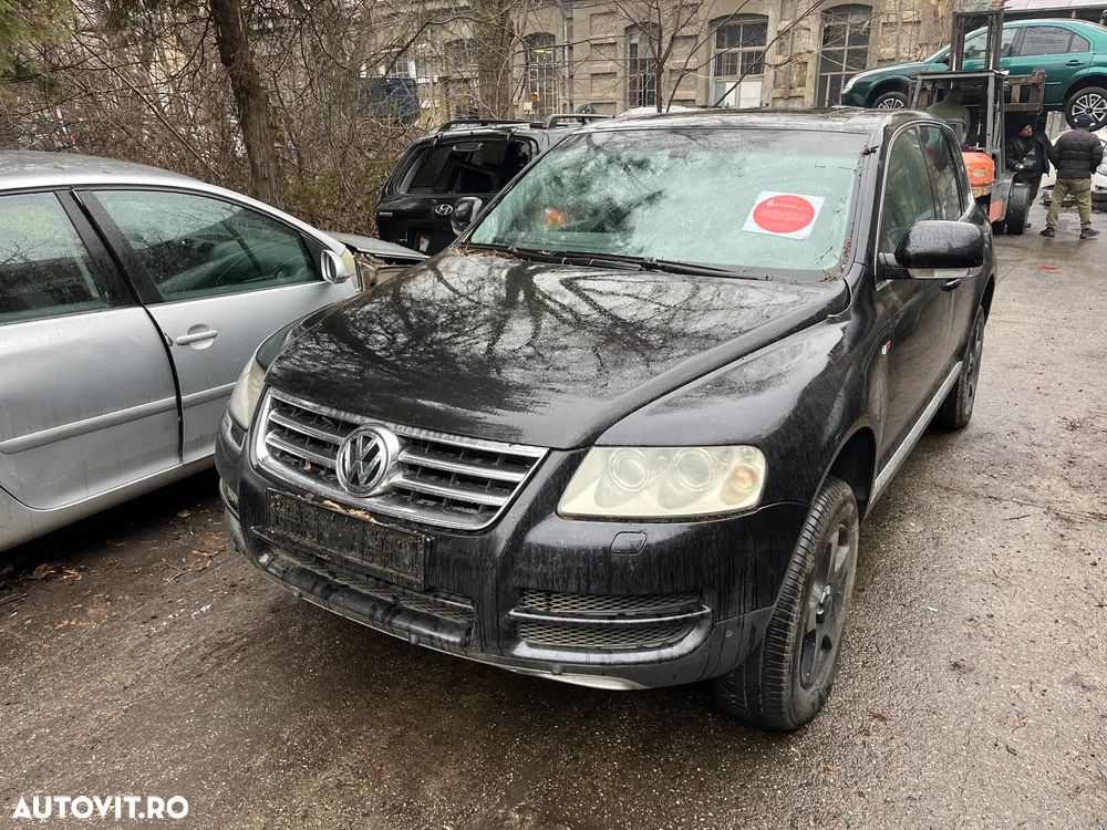 Dezmembrez VW Volkswagen Touareg 7L non facelift negru 2.5 BAC automat - 2