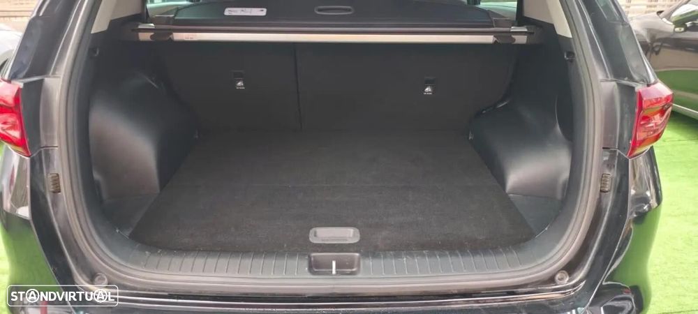 Kia Sportage 1.6 CRDI ISG SX - 25