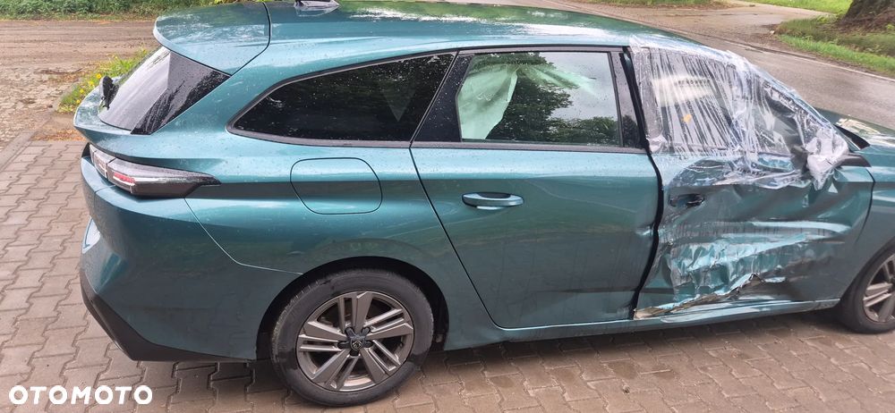 Peugeot 308 1.2 PureTech Allure S&S EAT8 - 7