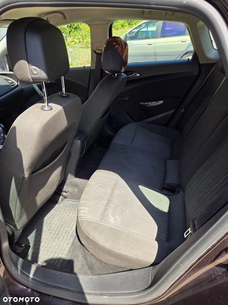 Opel Astra 1.6 Enjoy - 18