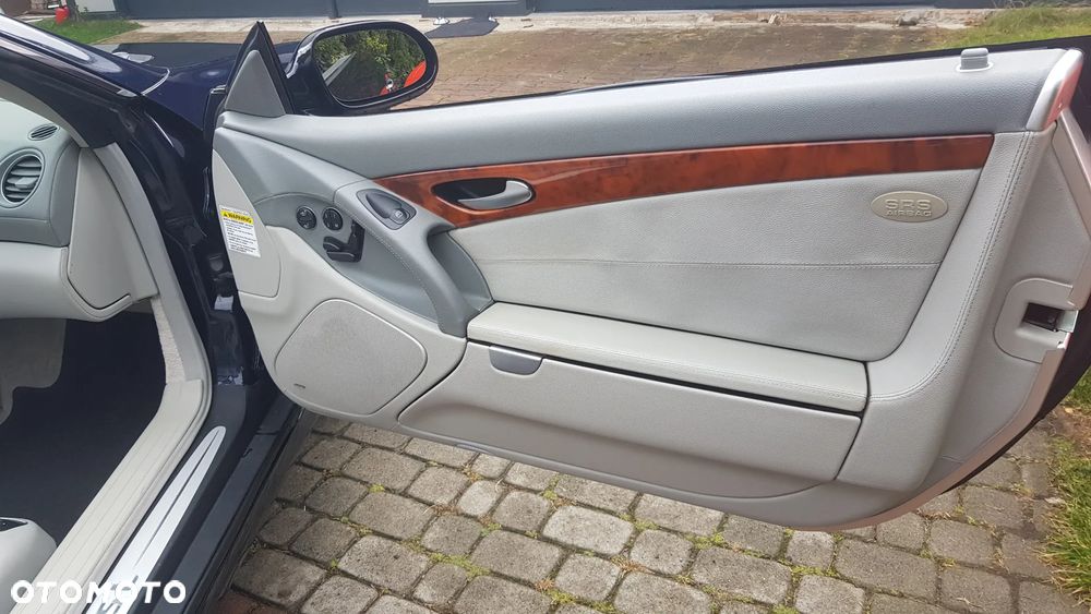 Mercedes-Benz SL 500 - 21