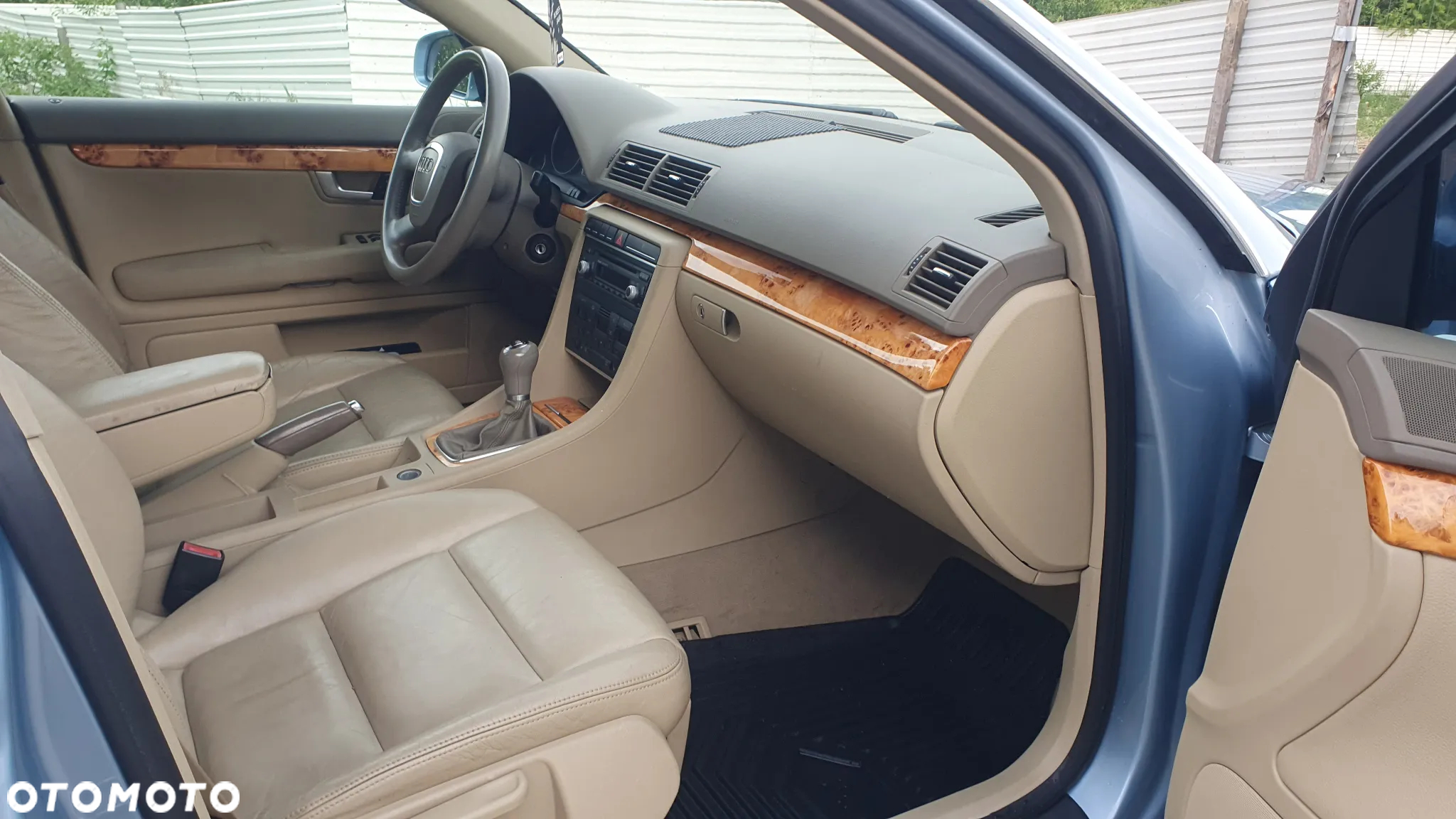 Audi A4 Avant 2.0 TDI - 8