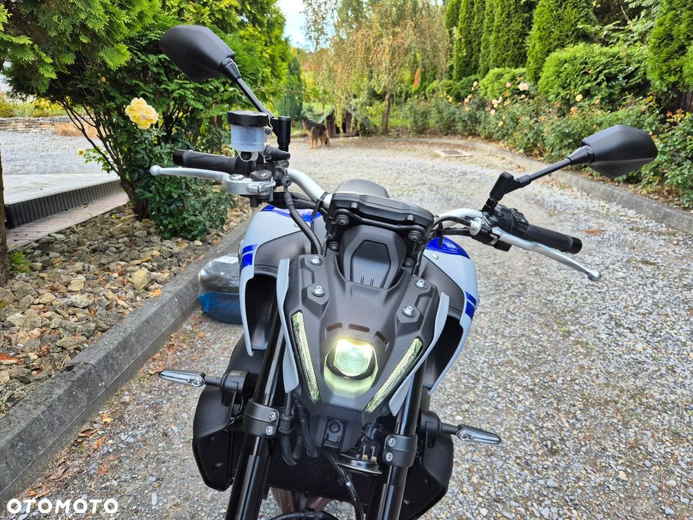 Yamaha MT - 9