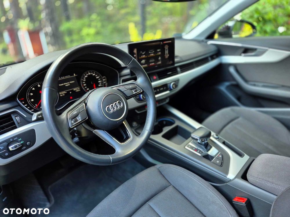 Audi A4 Limousine - 7
