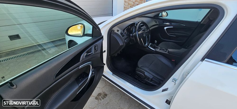 Opel Insignia Sports Tourer 2.0 CDTi Sport AWD - 2