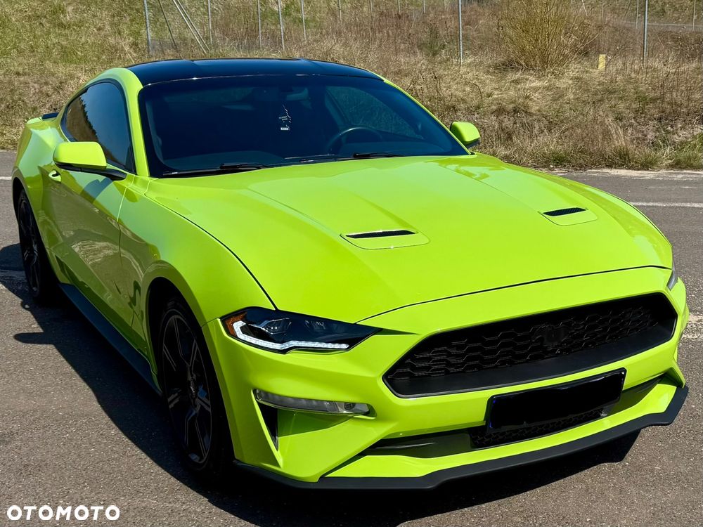 Ford Mustang - 6
