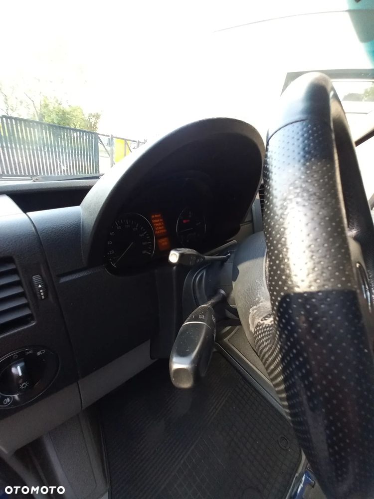 Mercedes-Benz Sprinter 319 3.0 V6 - 5