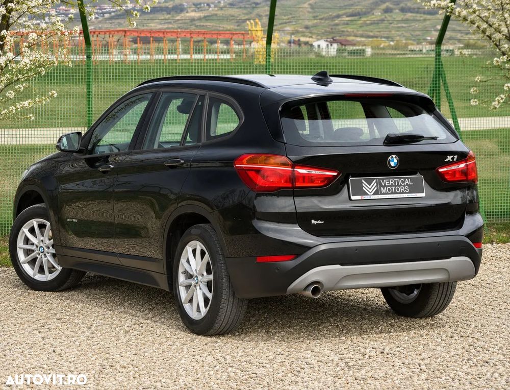 BMW X1 - 8