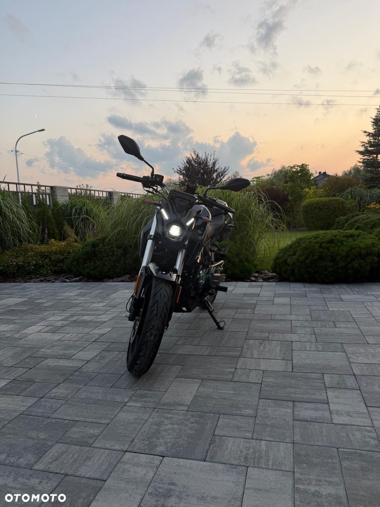 VOGE R125 - 8