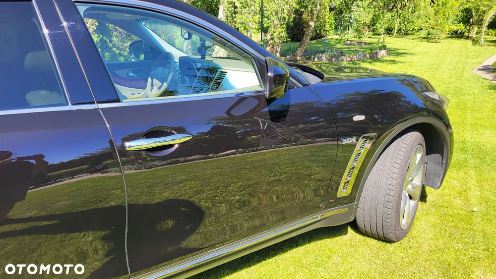 Infiniti QX70 3.0d S Premium - 10