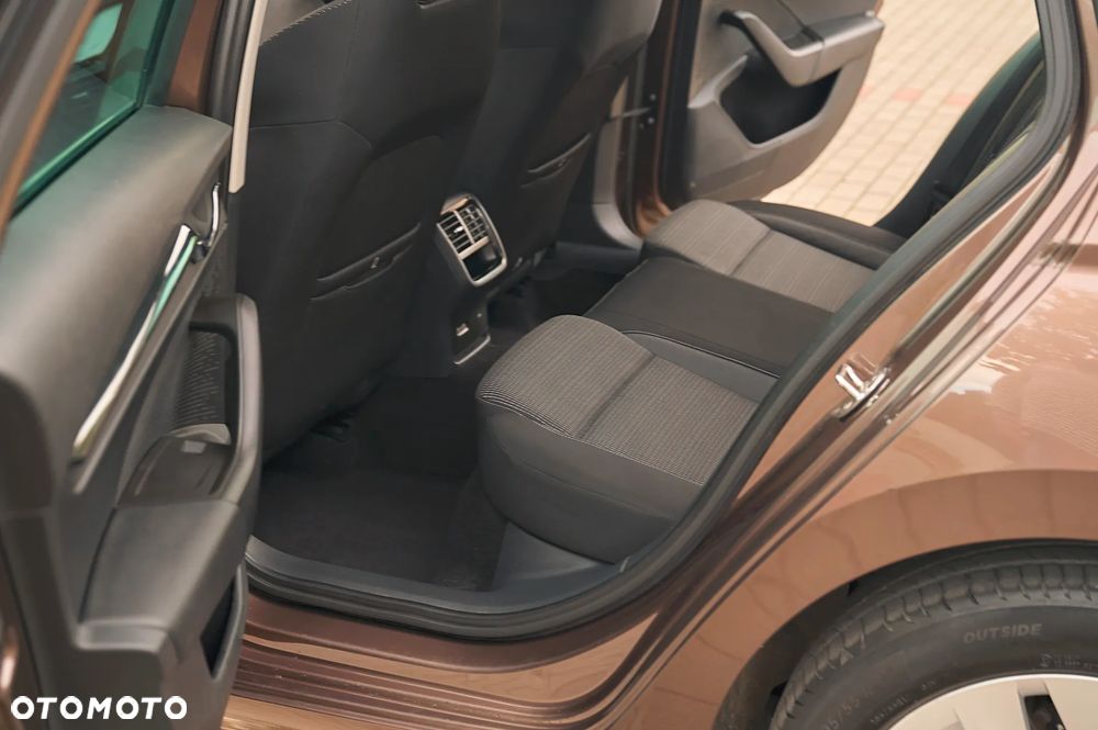 Skoda Octavia 2.0 TDI Edition - 24