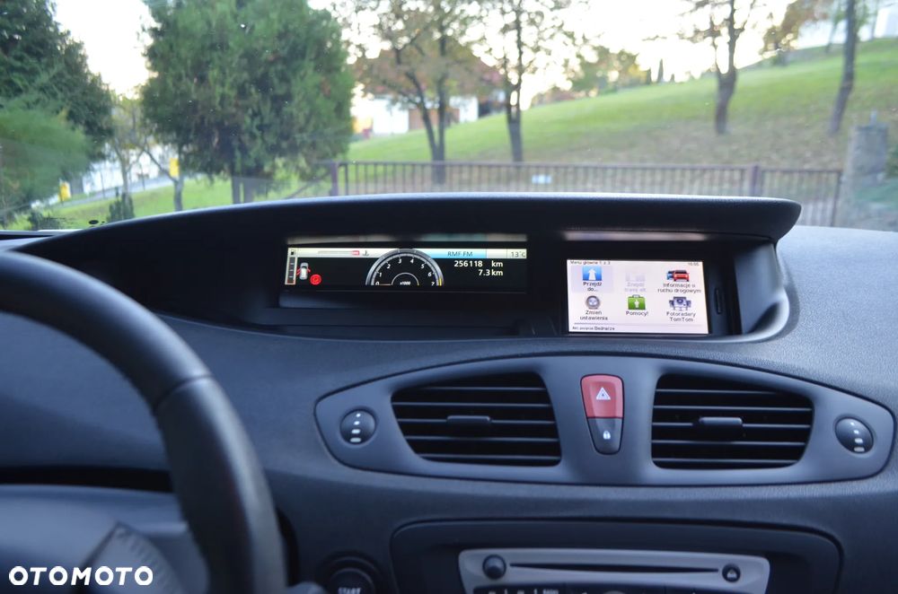 Renault Scenic - 5