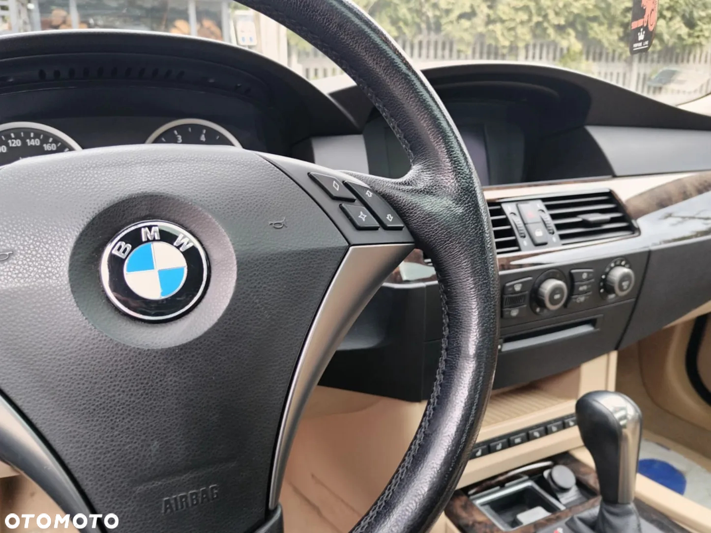 BMW Seria 5 545i - 6