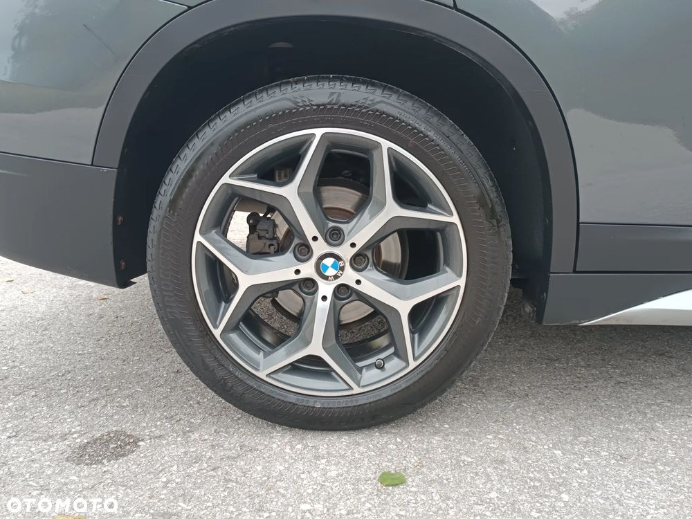 BMW X1 sDrive18d xLine - 18