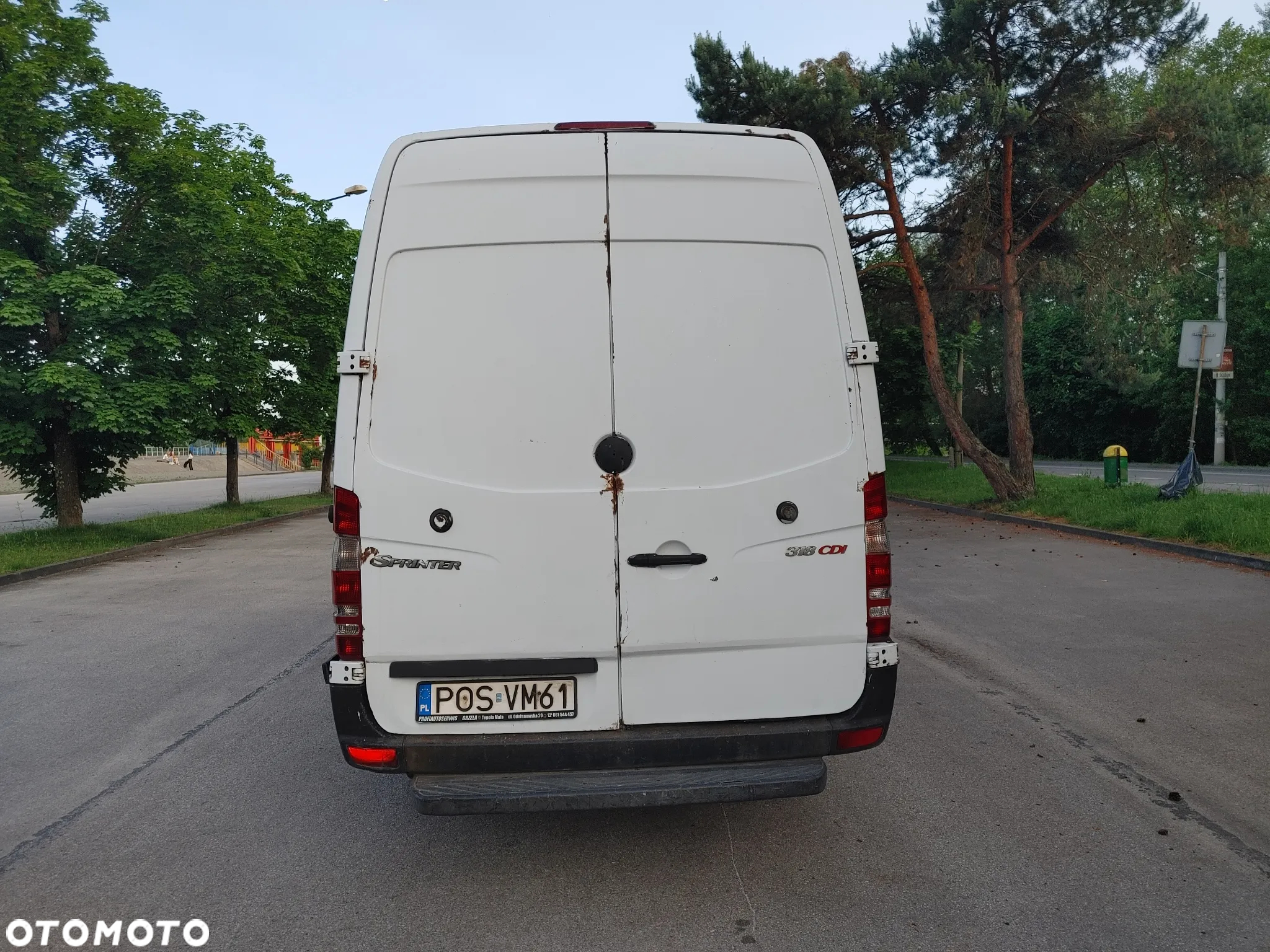 Mercedes-Benz Sprinter 318 - 4