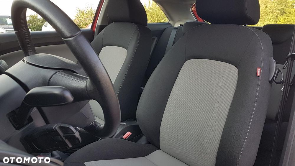 Seat Ibiza SC 1.4 16V Style - 26