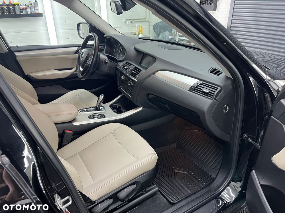 BMW X3 xDrive20d - 22