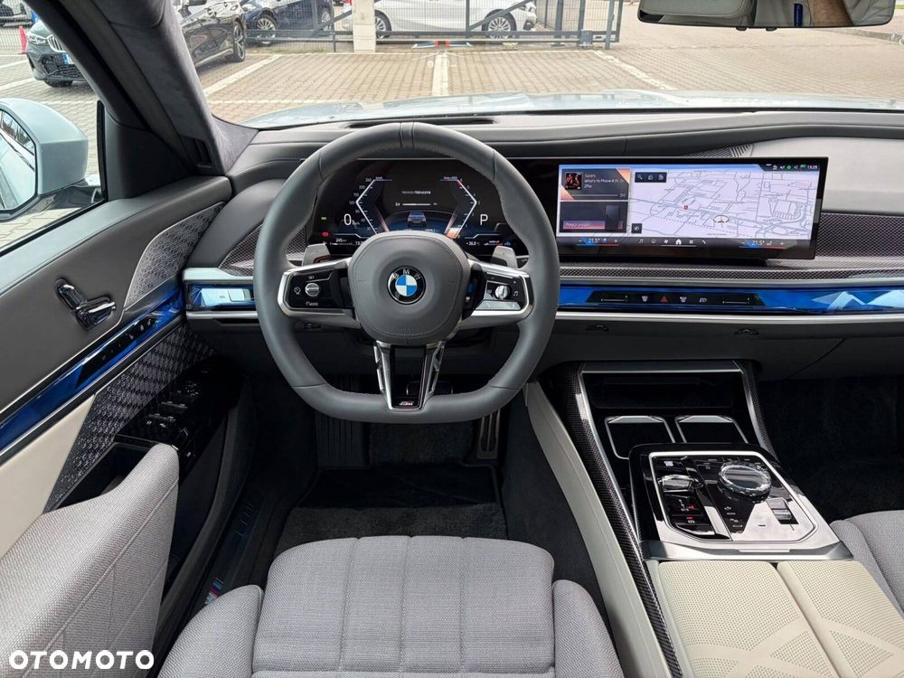 BMW Seria 7 - 16