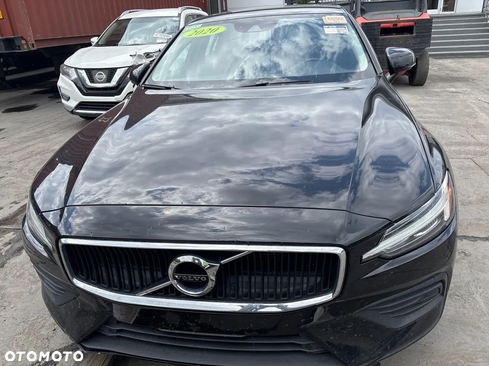 Volvo S60 T6 AWD Momentum Pro - 8