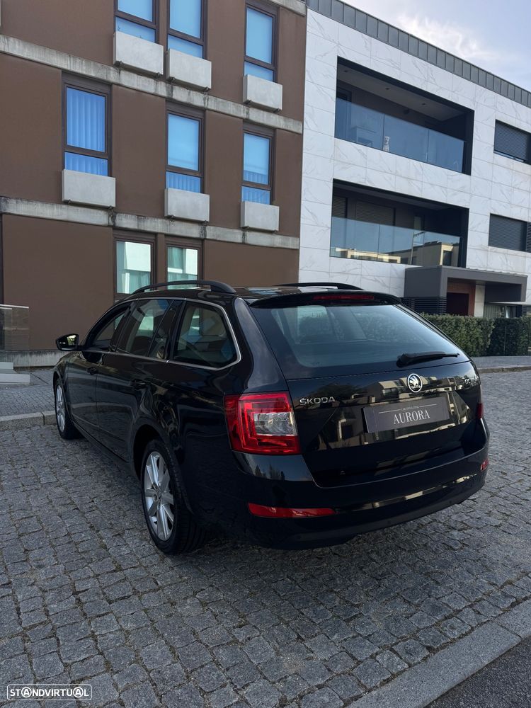 Skoda Octavia Break 1.6 TDi Style DSG - 2