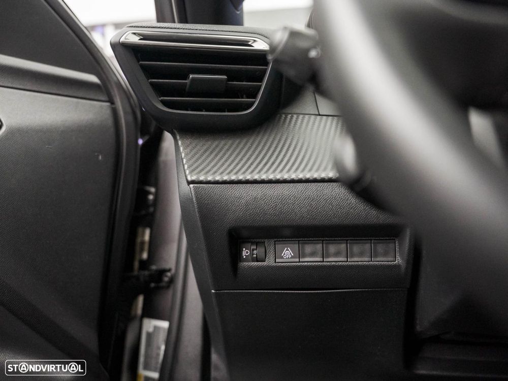 Peugeot 2008 1.2 PureTech Active Pack - 17