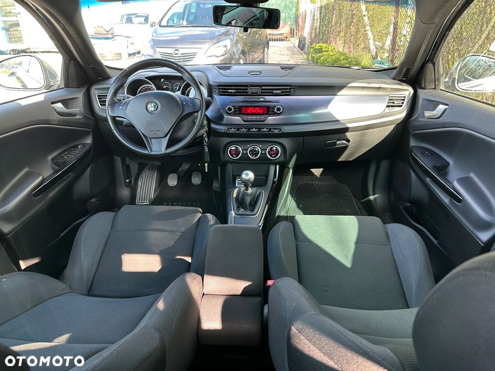 Alfa Romeo Giulietta - 25