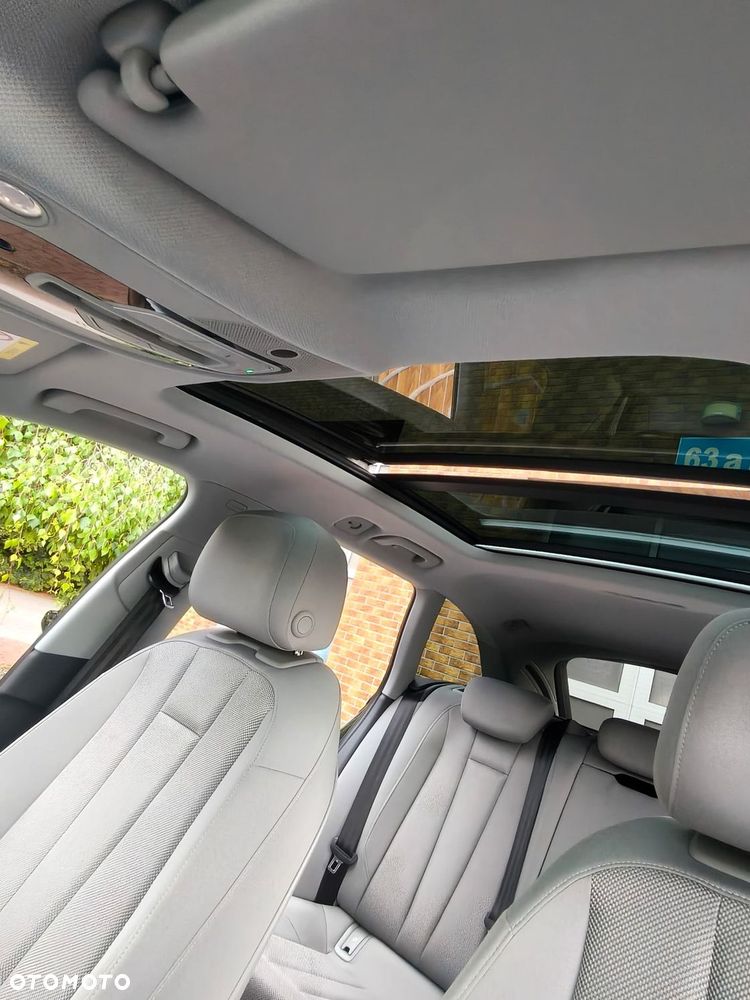 Audi A4 Avant 2.0 TDI DPF clean diesel Ambiente - 32
