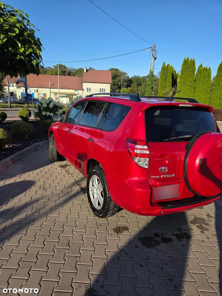 Toyota RAV4 - 2