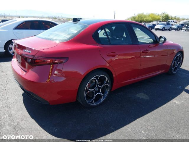 Alfa Romeo Giulia 2.0 Turbo 16V AT8 Veloce Ti - 5
