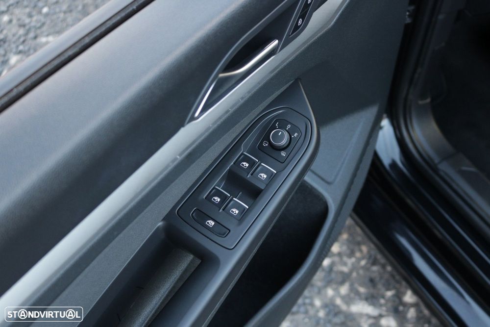 VW Golf 2.0 TDI Life - 27