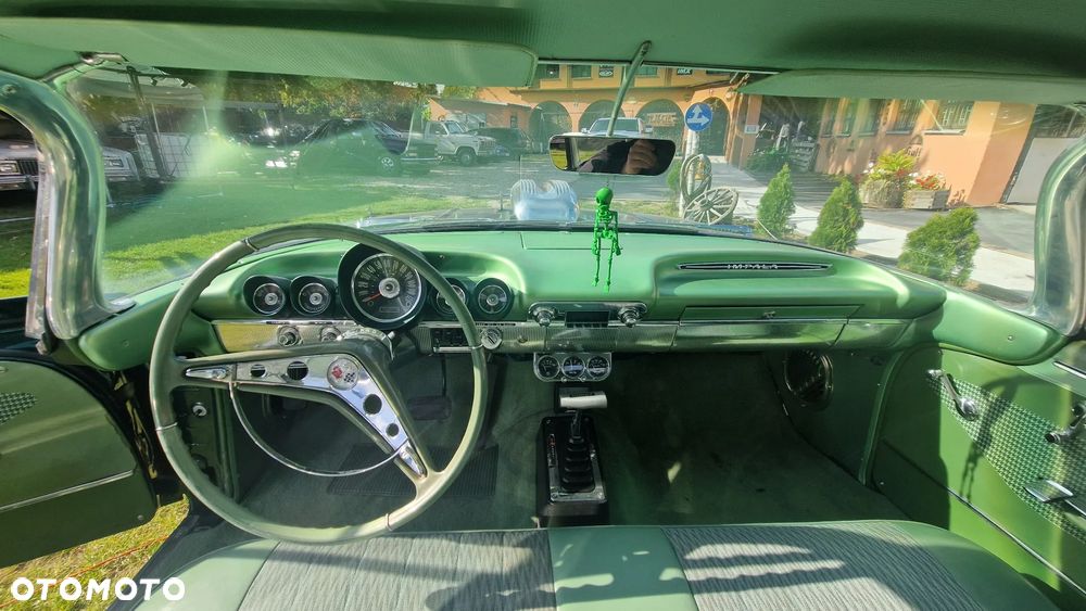 Chevrolet Impala - 30
