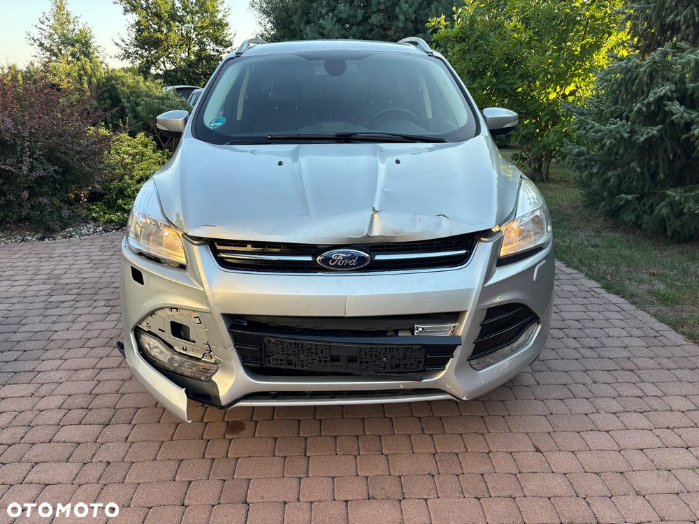 Ford Kuga 2.0 TDCi 4x4 Titanium - 4