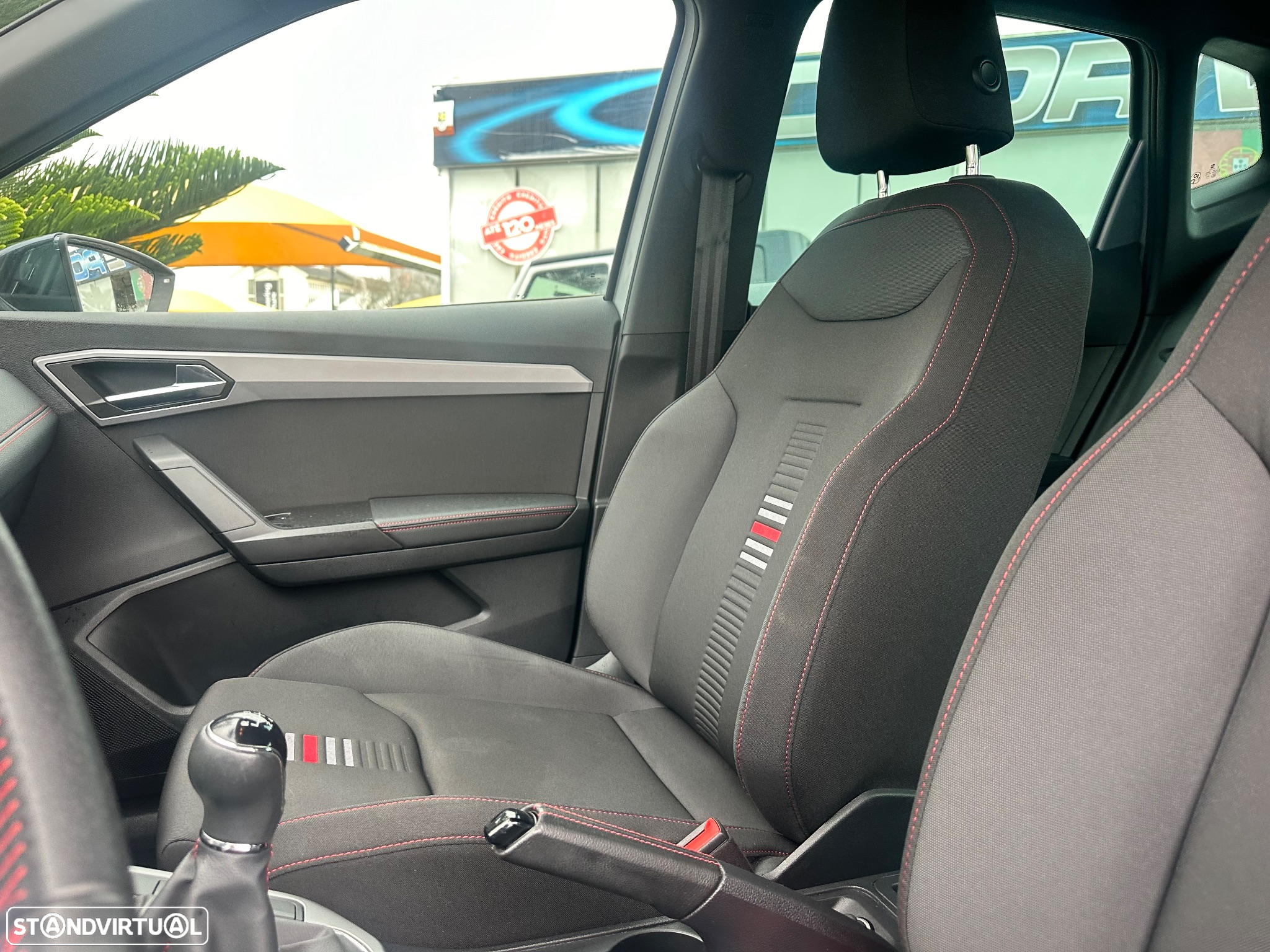 SEAT Arona 1.0 TSI FR - 29