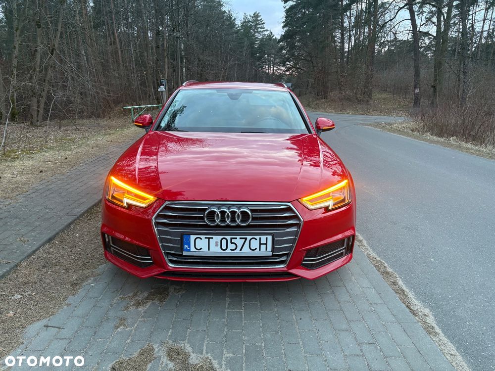 Audi A4 Avant 2.0 TDI ultra S tronic - 1