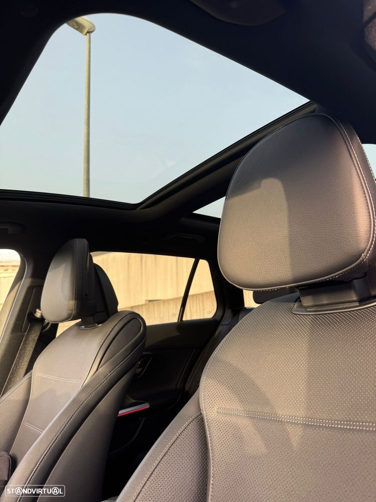 Mercedes-Benz C 300 e AMG Line - 20