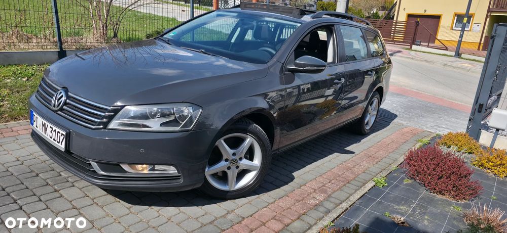 Volkswagen Passat - 2