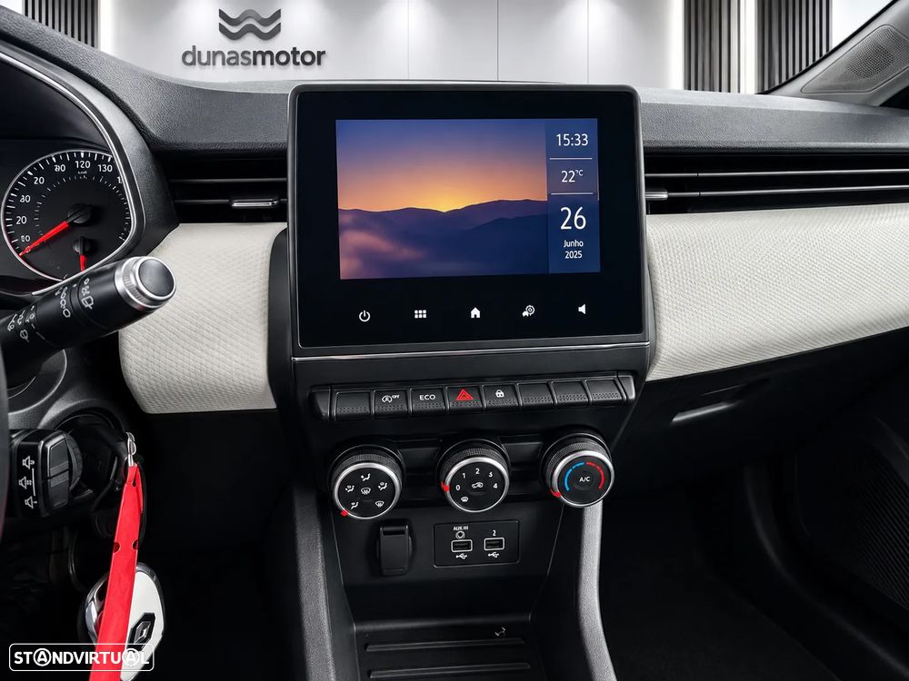 Renault Clio - 11