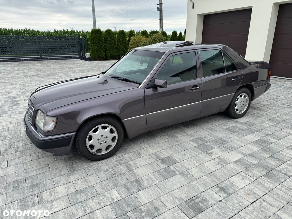 Mercedes-Benz W124 (1984-1993) - 1
